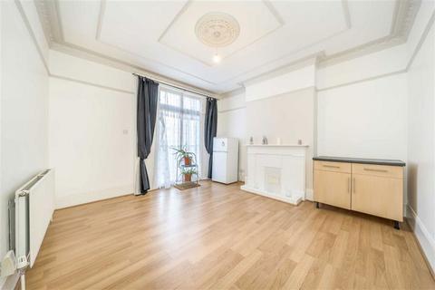 4 bedroom terraced house for sale, George Lane, London SE13