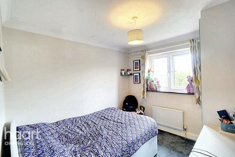 5 bedroom detached house for sale, Magpie Hall Lane, BROMLEY