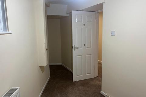 2 bedroom flat to rent, High Street, Ogmore Vale, Bridgend, CF32 7AD