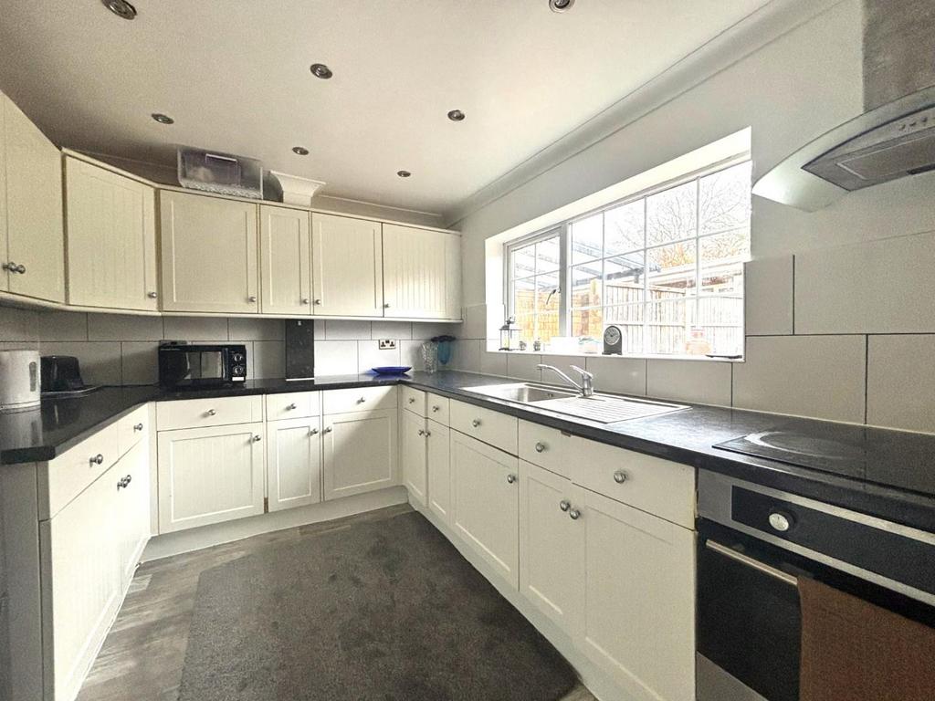 Kitchen.jpeg