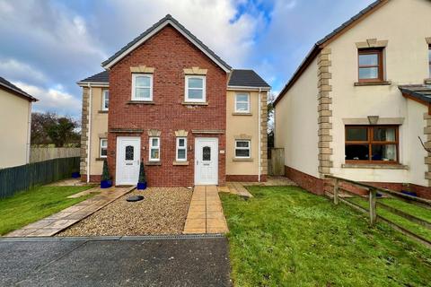 3 bedroom house to rent, Maes Abaty, Whitland, Carmarthenshire