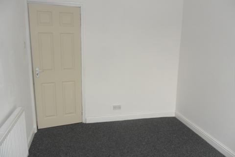 2 bedroom flat to rent, Oxhill Road, Birmingham B21