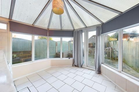 56 Skipton Circus, Nottingham, NG3 7DU