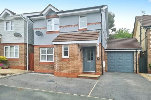 3 bedroom detached house to rent, Century Close, Cornwall PL25