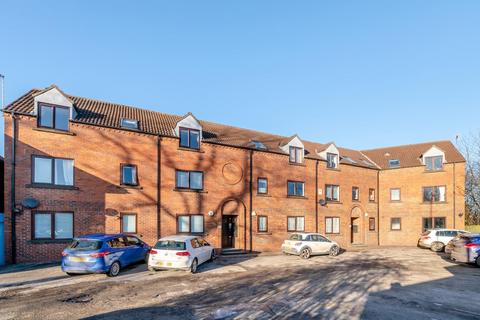 2 bedroom flat for sale, Layerthorpe, York