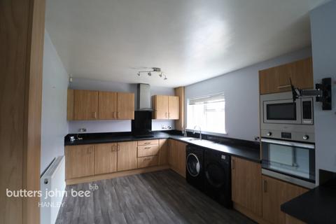 2 bedroom semi-detached house to rent, Housefield Road, STOKE-ON-TRENT