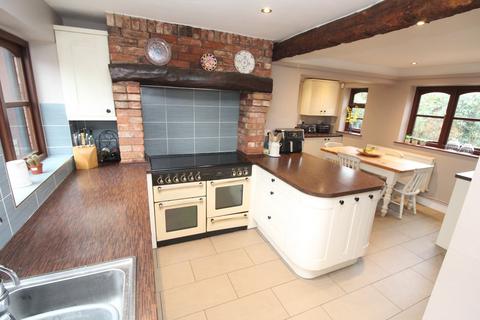 4 bedroom detached house for sale, Church Lane, Lutterworth LE17