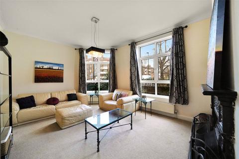 3 bedroom apartment for sale, Brecknock Road, London, N7