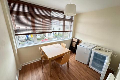 3 bedroom flat for sale, Russell Terrace, Leamington Spa