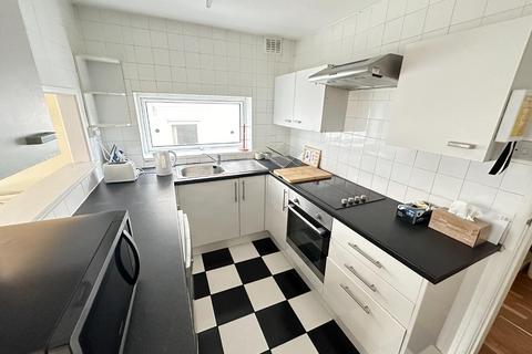 3 bedroom flat for sale, Russell Terrace, Leamington Spa