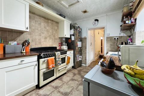 76 Bolgoed Road, Pontarddulais, Swansea, SA4 8JF