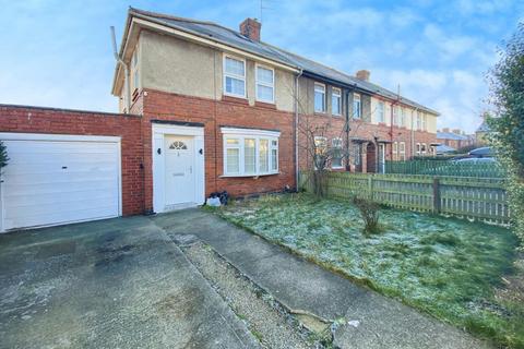 3 bedroom house to rent, Tennyson Avenue, York