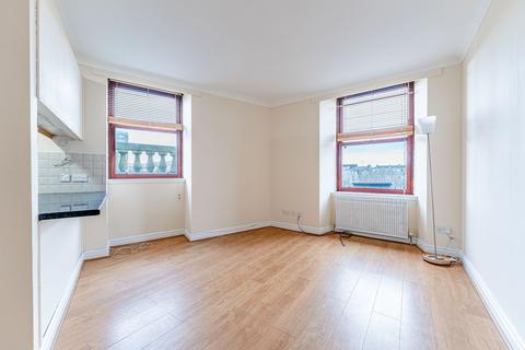 2 bedroom flat for sale, Clarendon Place, St George's Cross, Glasgow, G20 7PZ