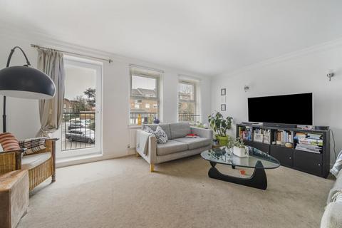12 Southridge Place, London, SW20 8JQ