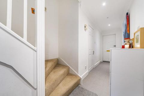 12 Southridge Place, London, SW20 8JQ