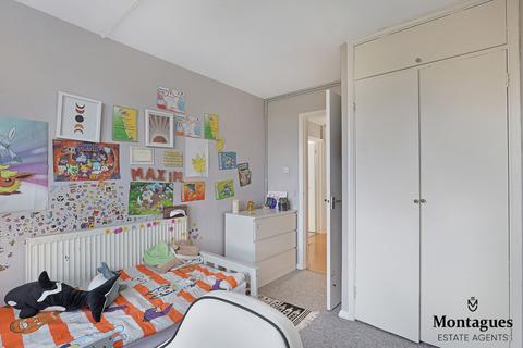 7 Birchview, Epping, CM16 6TJ
