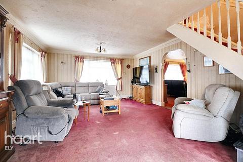 4 bedroom semi-detached house for sale, Hale Fen, Littleport