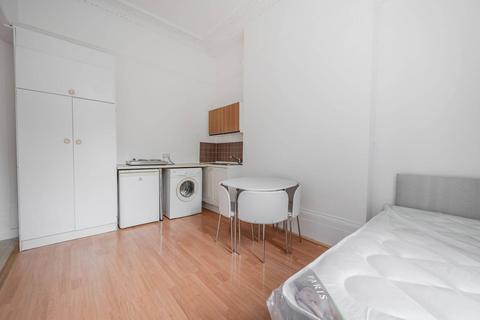 Studio to rent, ELVASTON PLACE, Kensington, London, SW7