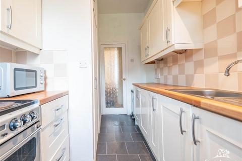 2 bedroom house for sale, Needless Road, Perth