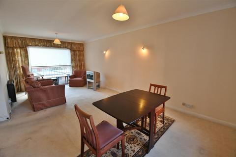 2 bedroom flat for sale, Avenue Road, Leamington Spa