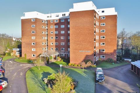 2 bedroom flat for sale, Avenue Road, Leamington Spa