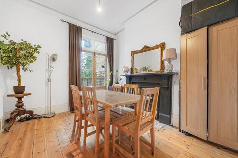 4 bedroom terraced house for sale, Leander Road, SW2