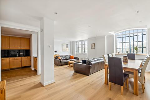 2 bedroom flat to rent, Millers Wharf House, St. Katharines Way, Wapping, London, E1W