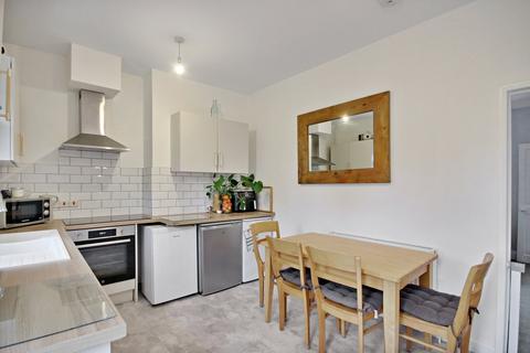 7 Frith Park, East Grinstead, RH19 2BU