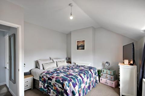 7 Frith Park, East Grinstead, RH19 2BU