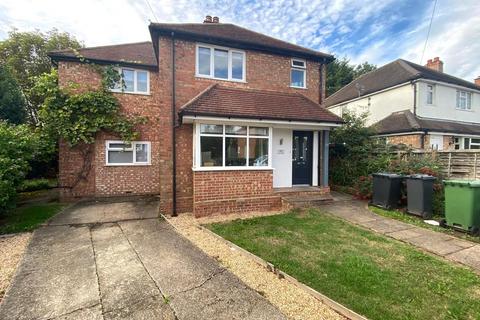 1 bedroom house of multiple occupation to rent, Ardmore Avenue, Guildford, Surrey, GU2