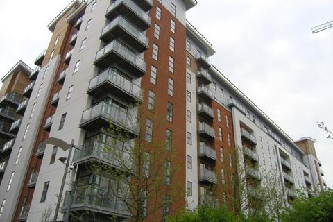 2 bedroom flat to rent, Barton Place, 3 Hornbeam Way, Manchester