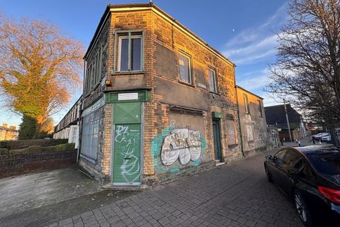 3 bedroom terraced house for sale, Constellation Street, Cardiff CF24