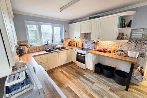 12 Meadow Grange, Haltwhistle, NE49 9PB