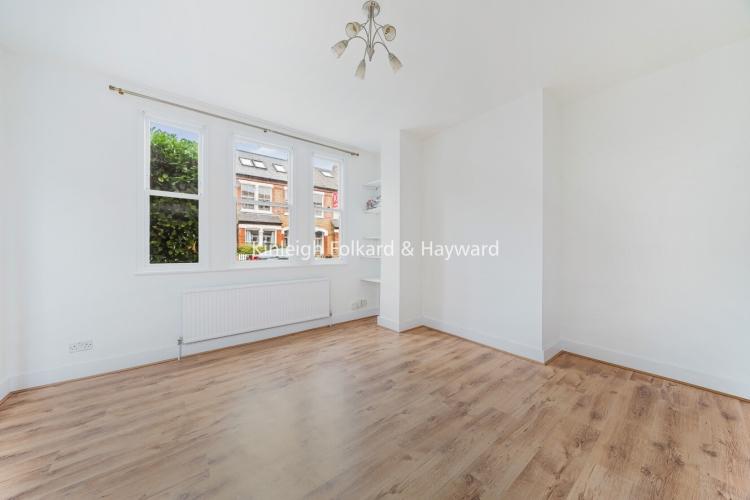 F5ea8d8e-d149-49c...