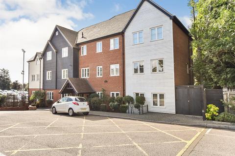 2 bedroom flat for sale, Essex Way, Benfleet