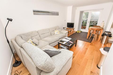 2 bedroom flat for sale, Essex Way, Benfleet