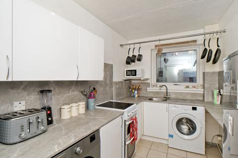 1 bedroom flat for sale, 4/3 Westburn Avenue, Wester Hailes, Edinburgh, EH14 2TH