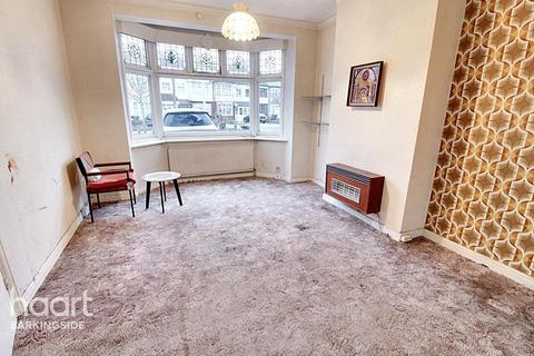 3 bedroom terraced house for sale, Gantshill Crescent, Gants Hill