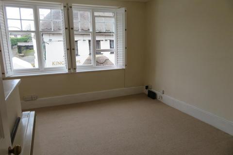 3 bedroom townhouse to rent, Fore Street, Winkleigh EX19