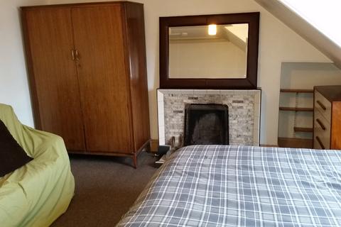 1 bedroom in a house share to rent, South Mount Street, Aberdeen AB25