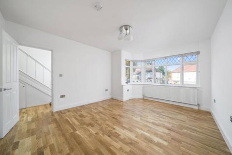 6 bedroom house to rent, Addington Drive, London, N12