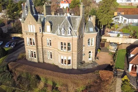 undefined, 3 Glamis Road, Dundee, DD2