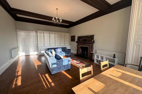 undefined, 3 Glamis Road, Dundee, DD2