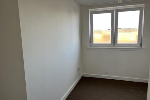 2 bedroom flat to rent, Orchard Street, Kilmarnock KA3