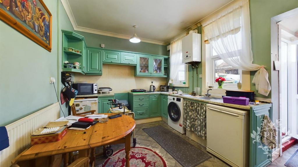 CAM01415 G0-PR0389-STILL007.jpg