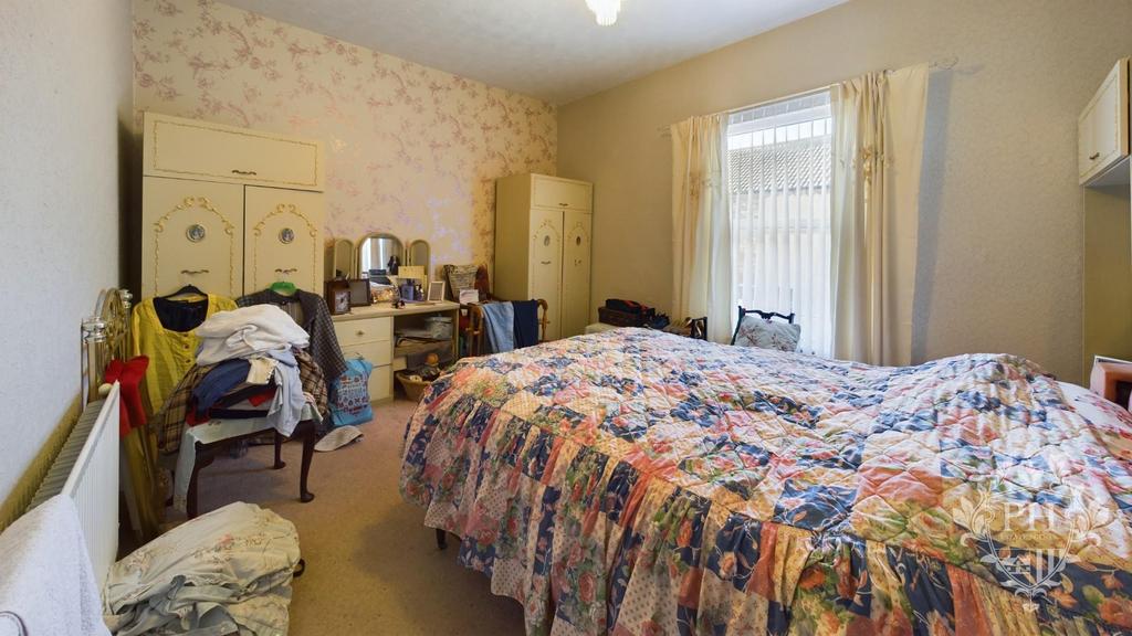 CAM01415 G0-PR0389-STILL005.jpg