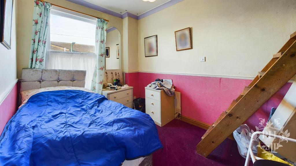 CAM01415 G0-PR0389-STILL004.jpg