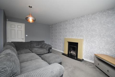 2 bedroom townhouse to rent, Ashwood Green, Wakefield WF4