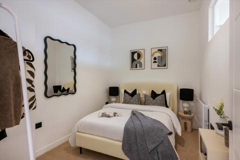 1 bedroom flat for sale, Montpellier Drive, Cheltenham, Gloucestershire, GL50