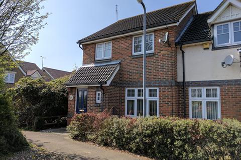 3 bedroom end of terrace house to rent, Logan Link, Wickford, Essex